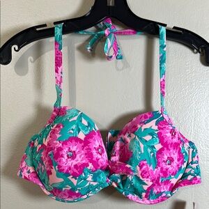 NEW‎ Xhiliration Push-Up Bikini Top